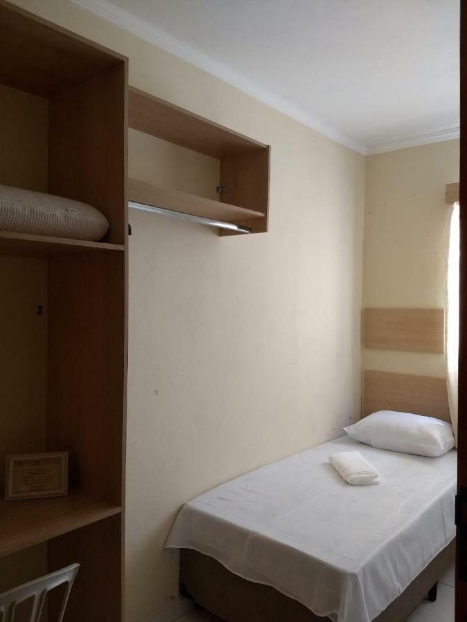Acomodacoes Silvestre Apartment Taubate Exterior photo
